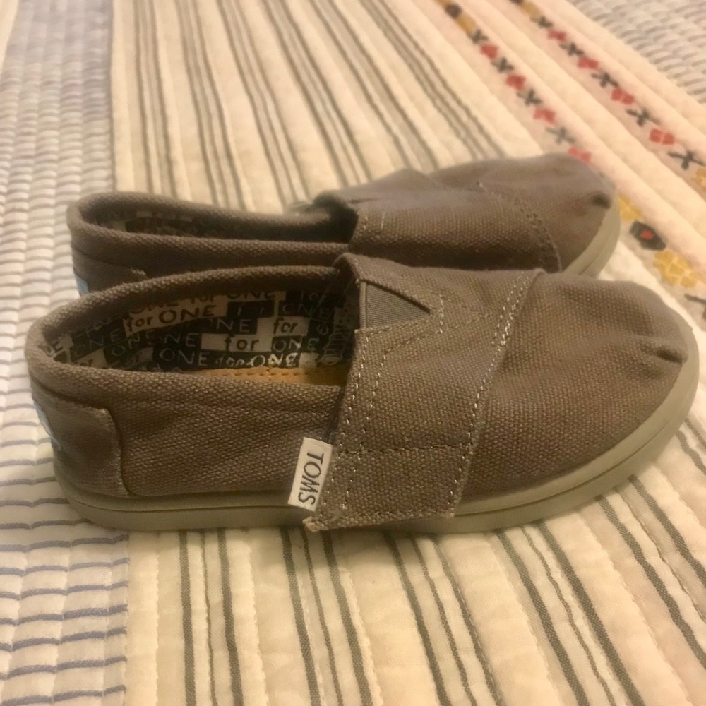 Toms Shoes Toddler Size 9